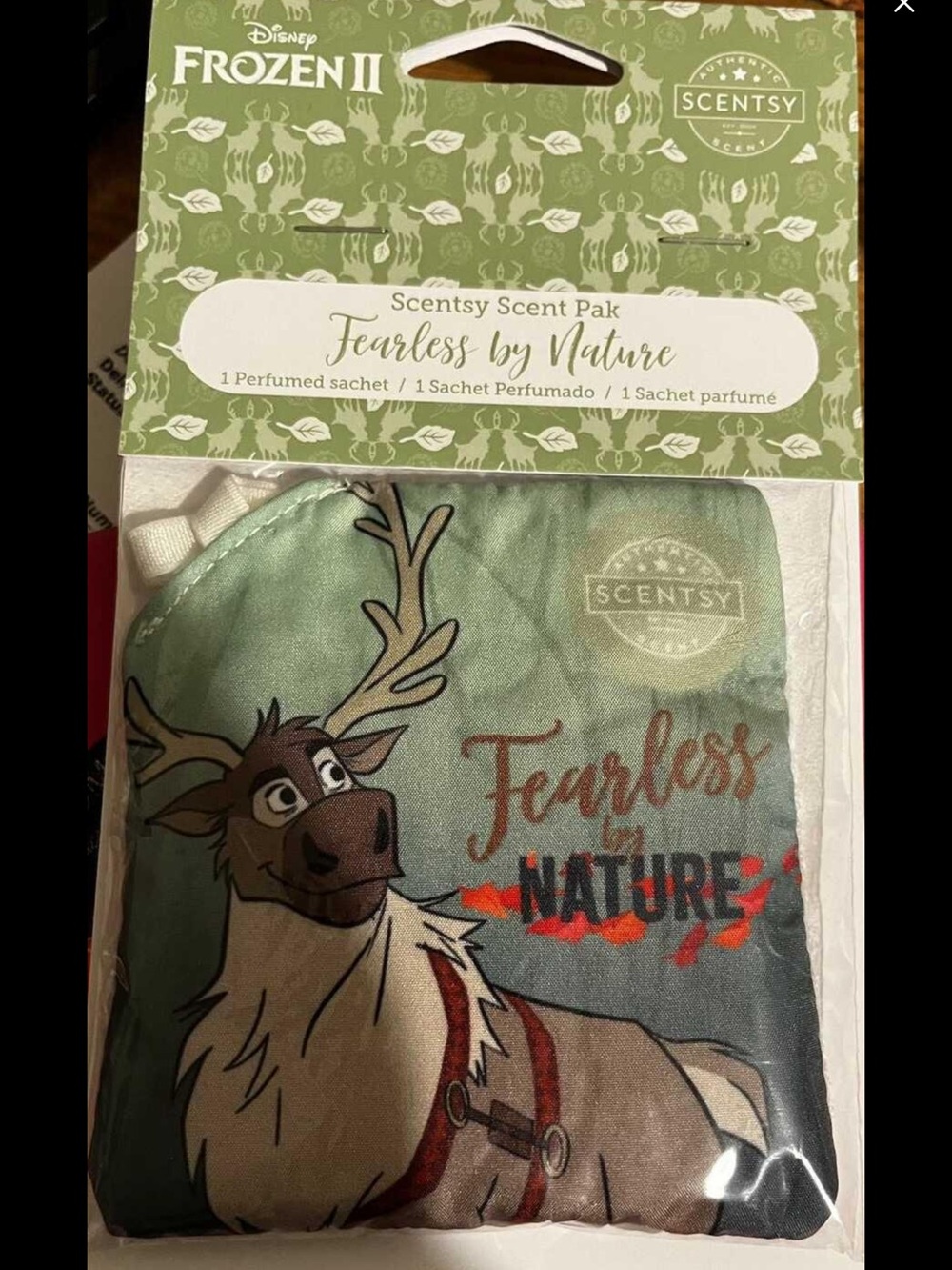 Scentsy Frozen II Sven 'Fearless by Nature' Mint and Tan Scent Pak